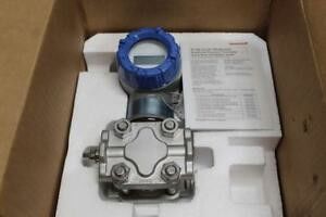 Honeywell Temperature Transmitters SmartLine ​ST700 Gauge Pressure Transmitters STG740 E1GC2A